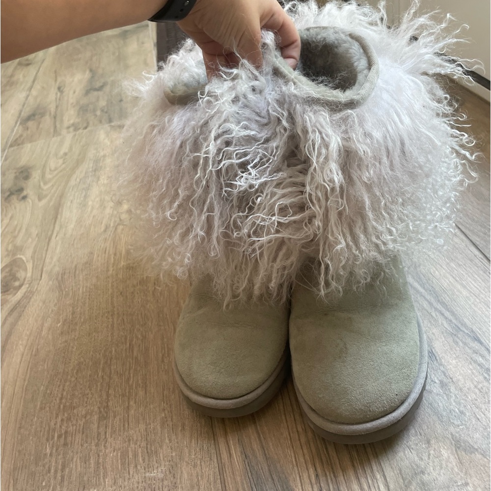 UGG  Australia Gray Mongolian Fur Boots Size 9